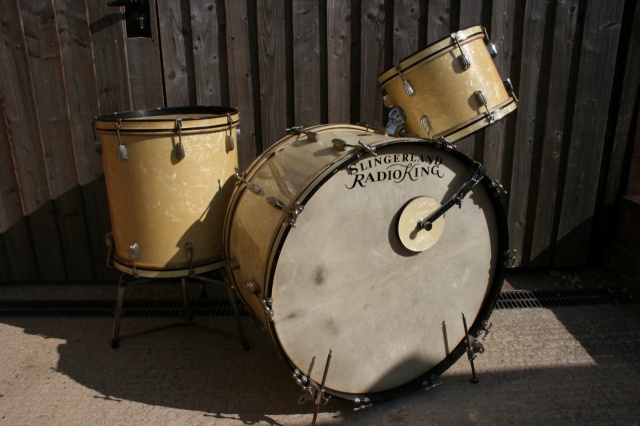 Slingerland 1940's Aluminium 'Cloud Badge' RadioKing Outfit