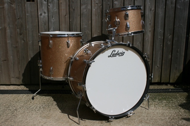 Ludwig 1966 Super Classic in Champagne Sparkle