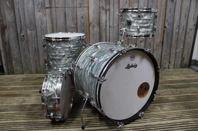 Ludwig 'Apr 1963' Pre Serial Downbeat in Sky Blue Pearl