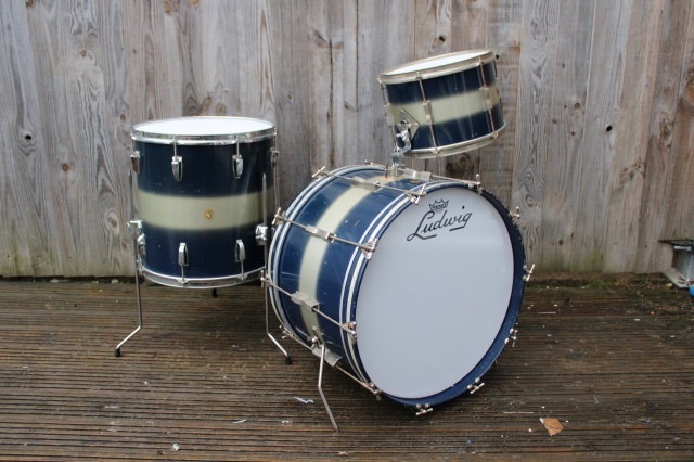 Ludwig Pre Serial Clubdate Outfit in Blue Silver Duco