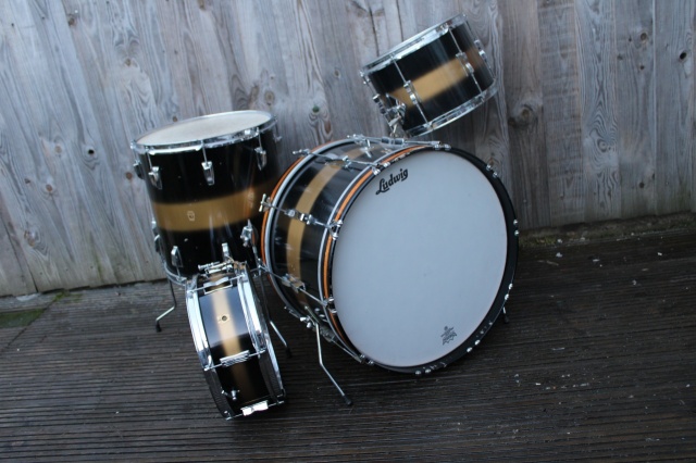 Ludwig Pre Serial Clubdate Outfit and Snare in Black Gold Duco