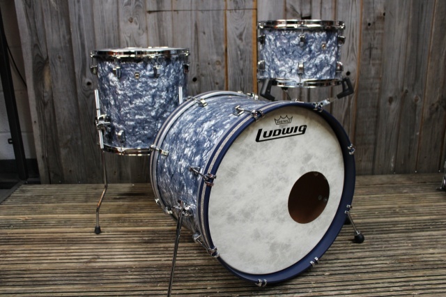 Ludwig Nusonic Downbeat in Blue Diamond Pearl