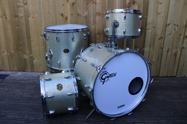 Gretsch 'Stop Sign' Broadkaster II Outfit in Silver Sparkle