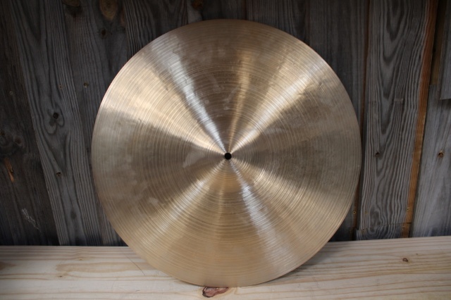 Cymbal and Gong 'Kervan' 21'' 2121g