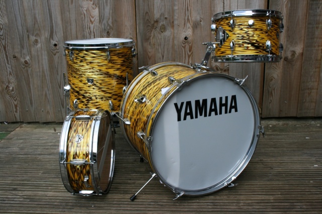 Yamaha Mid '60's C-200 Outfit in Golden Dragon