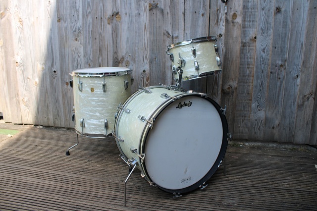 Ludwig 'Jun 1967' Super Classic Outfit in White Marine Pearl