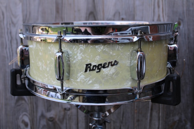 Rogers Early Cleveland 'Tower' in White Marine Pearl