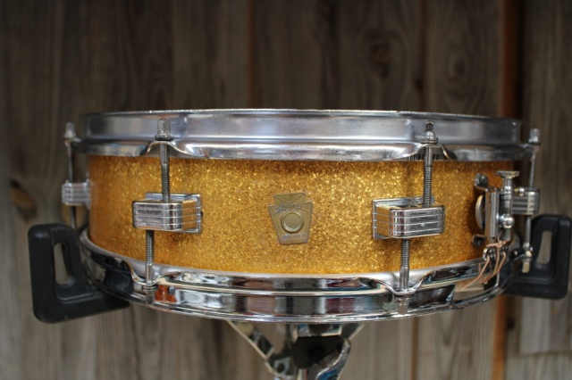Ludwig Pre Serial Downbeat 14x4 in Gold Sparkle