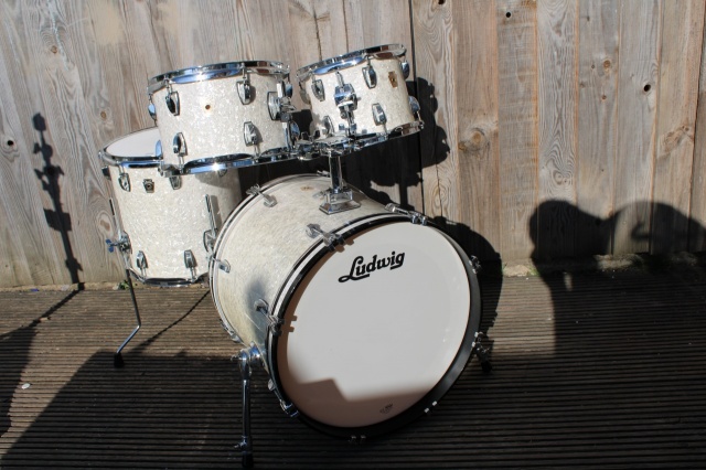 Ludwig Classic Maple 20, 10, 12 and 14 in White Marine Pearl