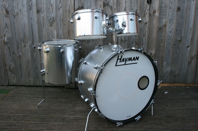 Hayman Vibrasonic 26 Showman Outfit