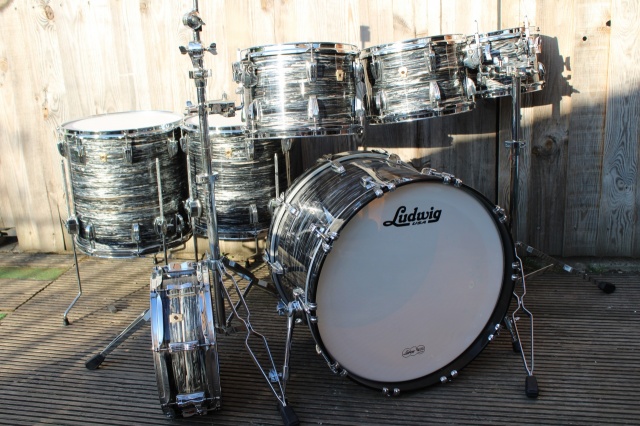 Ludwig 2017 Classic Maple in Oyster Black Pearl