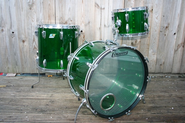 Ludwig 1970's Vistalite Super Classic Outfit in Green