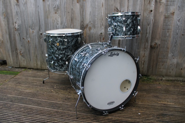 Ludwig 1966 Keystone Super Classic Outfit In Black Diamond Pearl