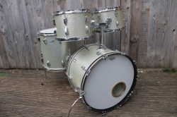 Ludwig 1977 Big Beat Outfit in Silver Sparkle