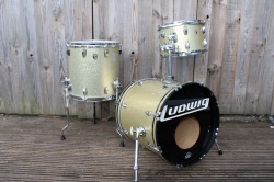 Ludwig 'Jan 2002 Classic Maple Jazzette in Silver Sparkle