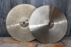 Cymbal and Gong 'Holy Grail' 15'' Hats Top 887g Bottom 1093g