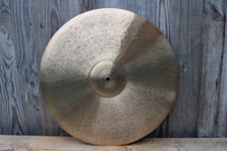 Cymbal and Gong 'Holy Grail' 20'' A 1852g