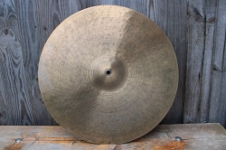 Cymbal and Gong 'Holy Grail 22'' K 2190g