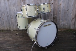 Ludwig 1970Big Beat Outfit in Silver Sparkle