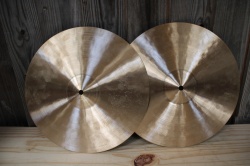 Cymbal and Gong 'American Artist' 14'' Hats Top 852g Bottom 1014g