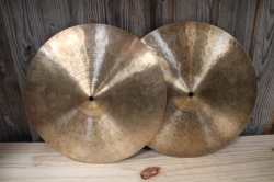 Cymbal and Gong 'Holy Grail' 16'' Hats Top 941g Bottom 1004g