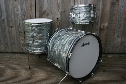 Ludwig 1964 Clubdate Outfit in Sky Blue Pearl