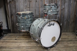 Ludwig 'Apr 1968' Super Classic Outfit in Oyster Blue Pearl