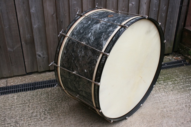 Slingerland 1930's 'Cloud Badge'  RadioKing 28'' Bass Drum