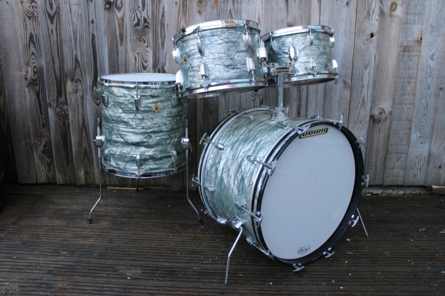 Ludwig 'Aug21 1968' Hollywood Outfit in Sky Blue Pearl