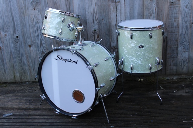 Slingerland Early '70's 'Deluxe' Outfit in White Marine Pearl