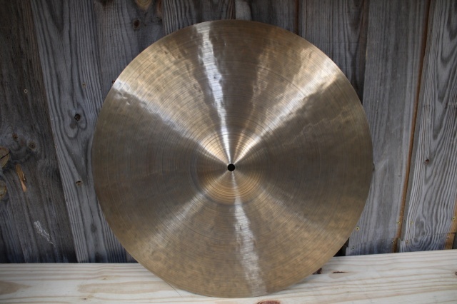 Cymbal and Gong 'Holy Grail' 20'' A 1765g