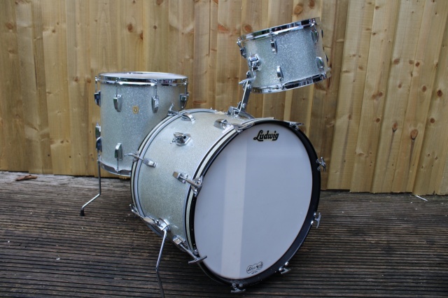Ludwig 'May 1965' Downbeat in Silver Sparkle