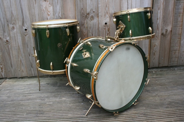 Gretsch Cadillac Green and Gold 'Birdland' Round Badge