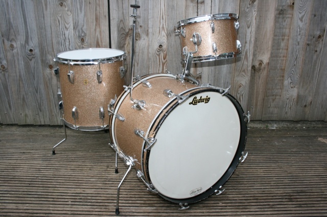Ludwig 'Feb 1966' DownBeat Outfit in Champagne Sparkle