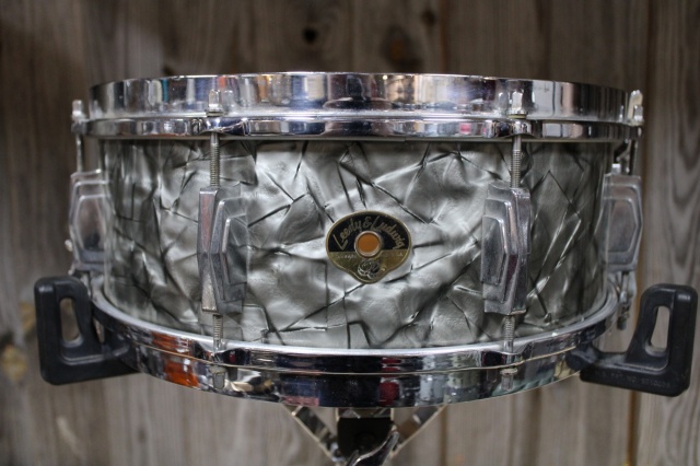 Leedy and Ludwig Solid Shell in Black Diamond Pearl