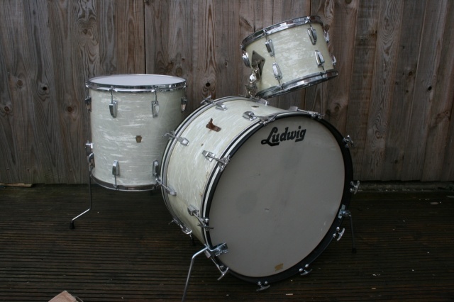 Ludwig Pre-Serial 'Apr13, 1961' Outfit in White Marine Pearl