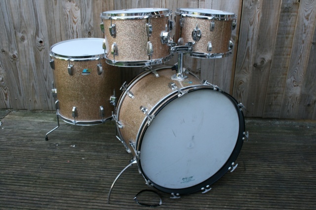Ludwig Mid 70's 'Big Beat' Outfit in Champagne Sparkle