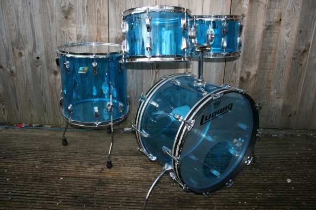 Ludwig 70's Vistalite 'Big Beat' Outfit in Blue