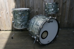 Ludwig 1968 Super Classic Outfit in Sky Blue Pearl