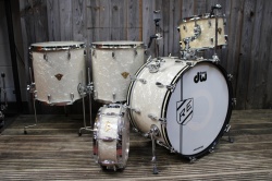 DW 2008 Limited Edition 'Buddy Rich' Classic Series in White Marine Pearl