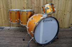 Ludwig 1984 'Buddy Rich' Chicago Badge Outfit in Gold Sparkle