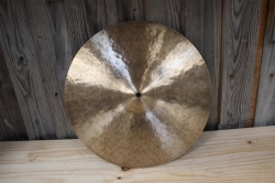 Cymbal and Gong 'Holy Grail' 18'' 1612g