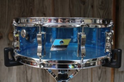 Ludwig 1976 Vistalite snare in Blue